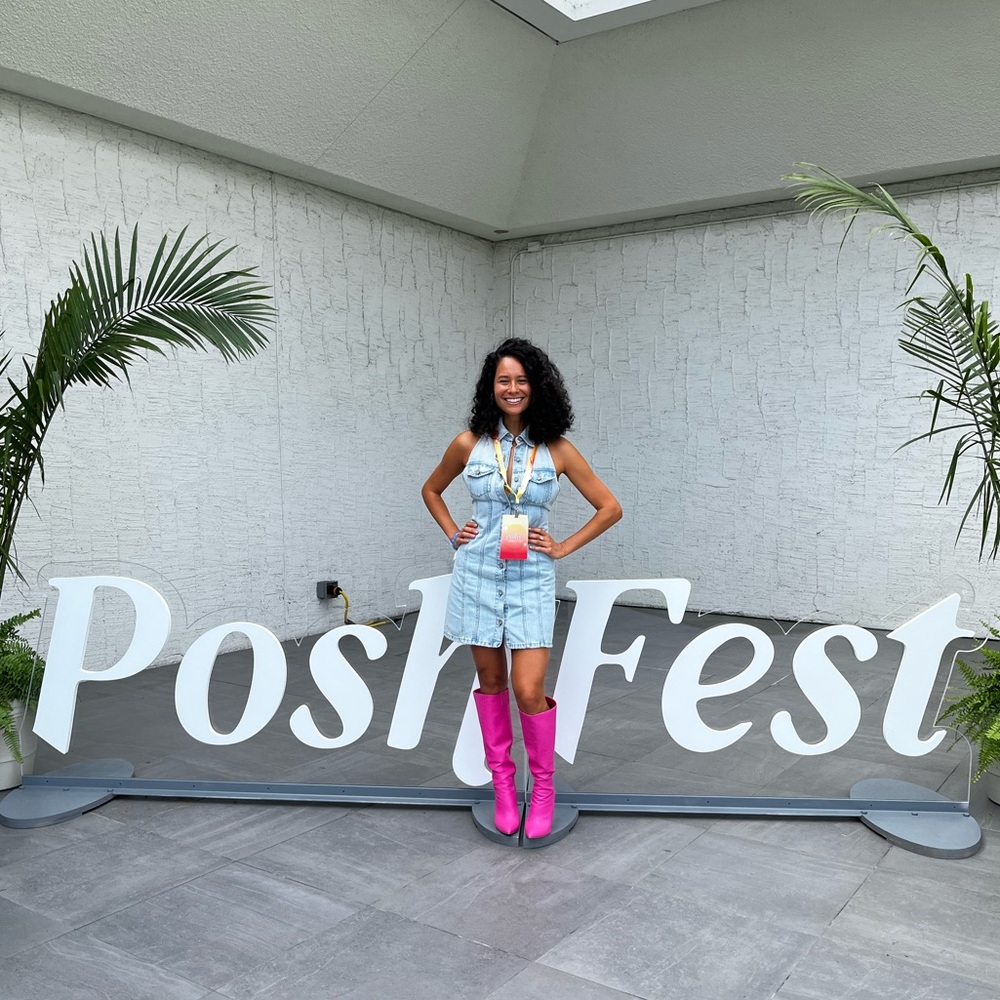 𝗛𝗲𝘆 𝗜’𝗺 𝗞𝗲𝗻𝘇𝗶𝗲 🙋🏽‍♀️ 𝗝𝗼𝗶𝗻 𝗺𝘆 𝗟𝗜𝗩𝗘 𝘀𝗵𝗼𝘄𝘀 𝘄𝗲𝗲𝗸𝗱𝗮𝘆𝘀 𝗮𝘁 𝟳𝗮𝗺 𝗖𝗧!🌞 - Picture 6 of 16